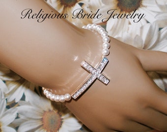 Religious Bride Bracelet, Curved Cross Pearl Bracelet, Wedding Jewelry, Minimalist Bride Jewelry, Crucifix Bracelet, Bride Accessories, Gift