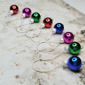 Christmas Ball Ornament 8pc Stitch Markers, Snag-free knitting