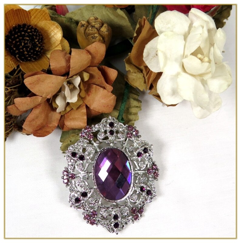 Pretty & Cheap Victorian Costume Jewelry for Sale