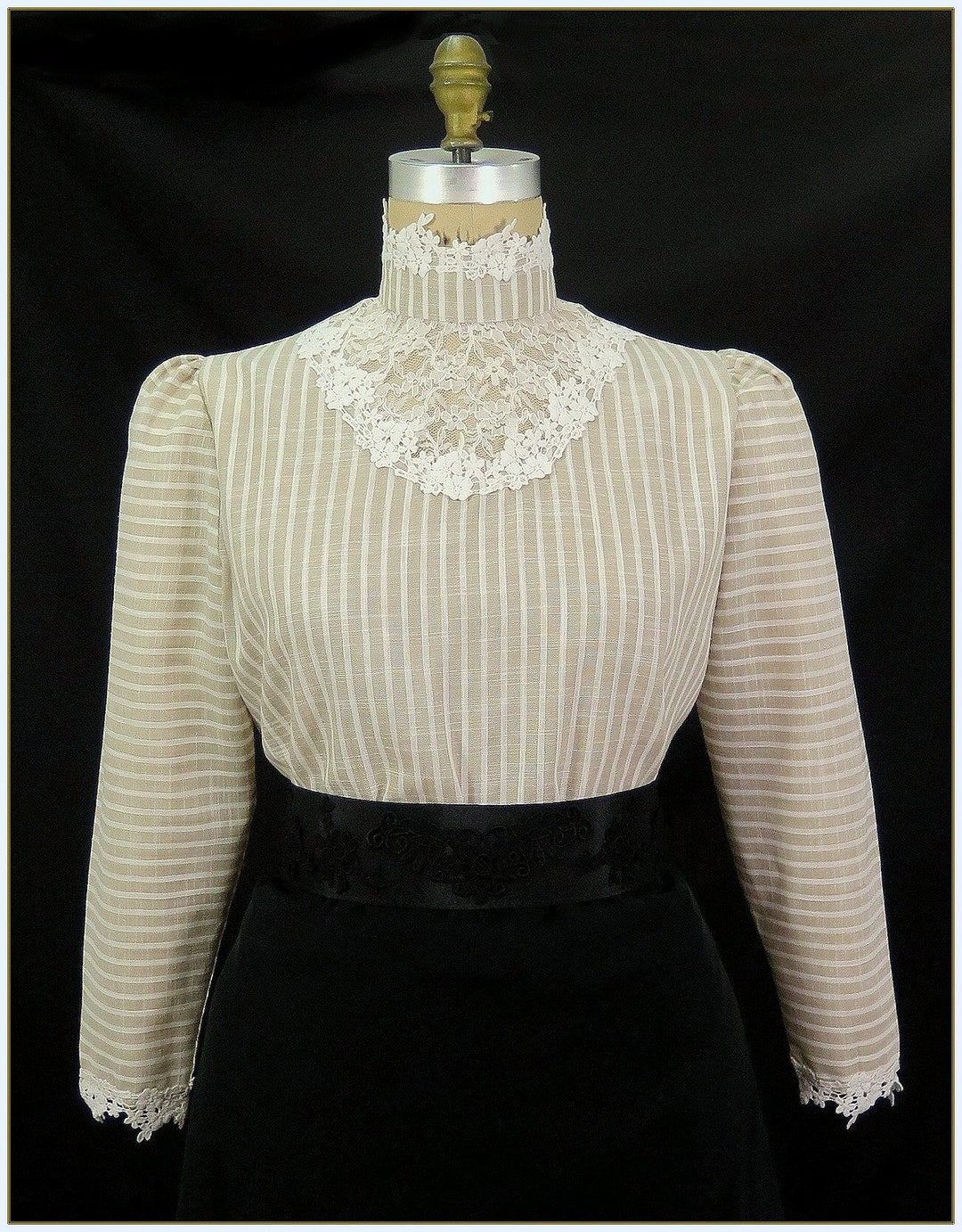 Lilin Blouse - Black/Ivory Stripes