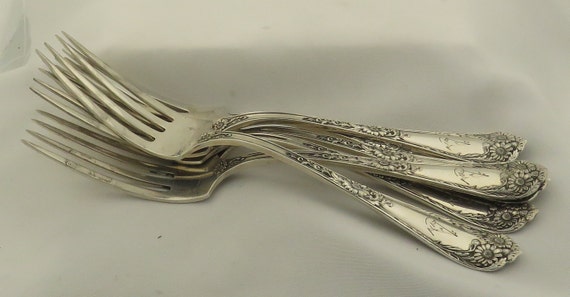 S WELLESLEY-INTERNATIONAL STERLING SALAD FORK