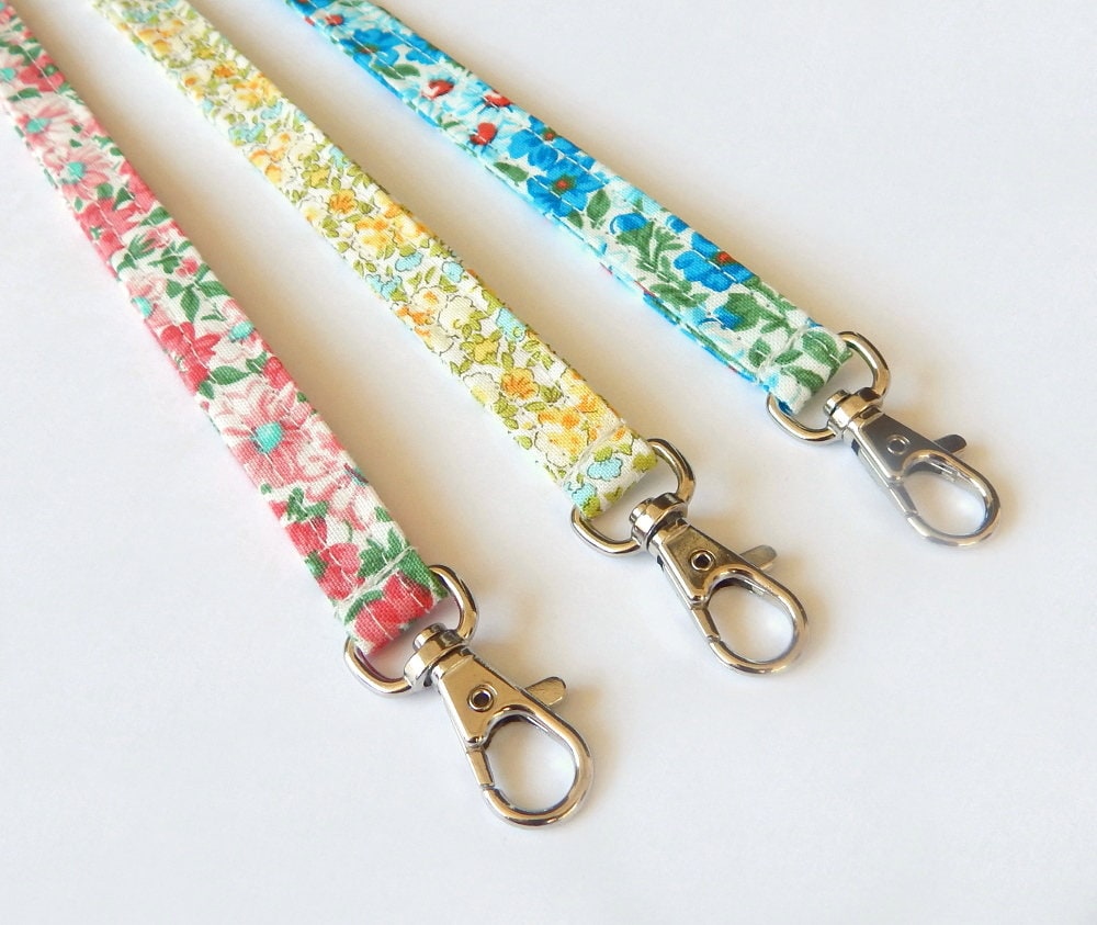 Skinny Floral Lanyard / Tiny Flower Key Lanyard / Vintage Etsy