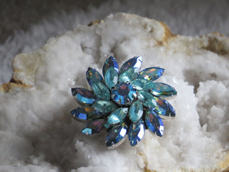 RHINESTONE BROOCH Vintage Brooch Teal Baby Blue Rhinestones Flowers Wiess Bridal Jewelry Signed Vintage Jewelry Signed Weiss Brooch