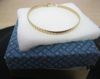 Avon &quot;Perfect Accent&quot; Bracelet