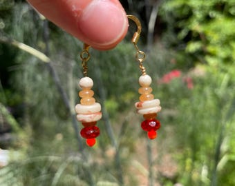 Beaded stone dangle earrings / Orange & cream