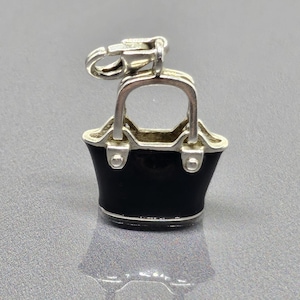 Thomas Sabo Czarna emaliowana zawieszka do torebki TS Czarna emaliowana zawieszka do torebki TS Zawieszka do pazura 925 srebro SV098