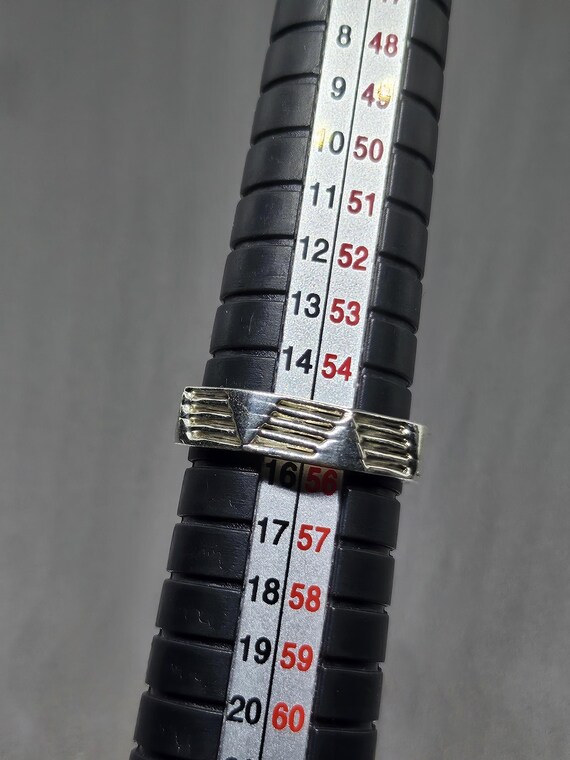 Triangle Pattern Ring Ribbed Band Ring Minimalist… - image 8