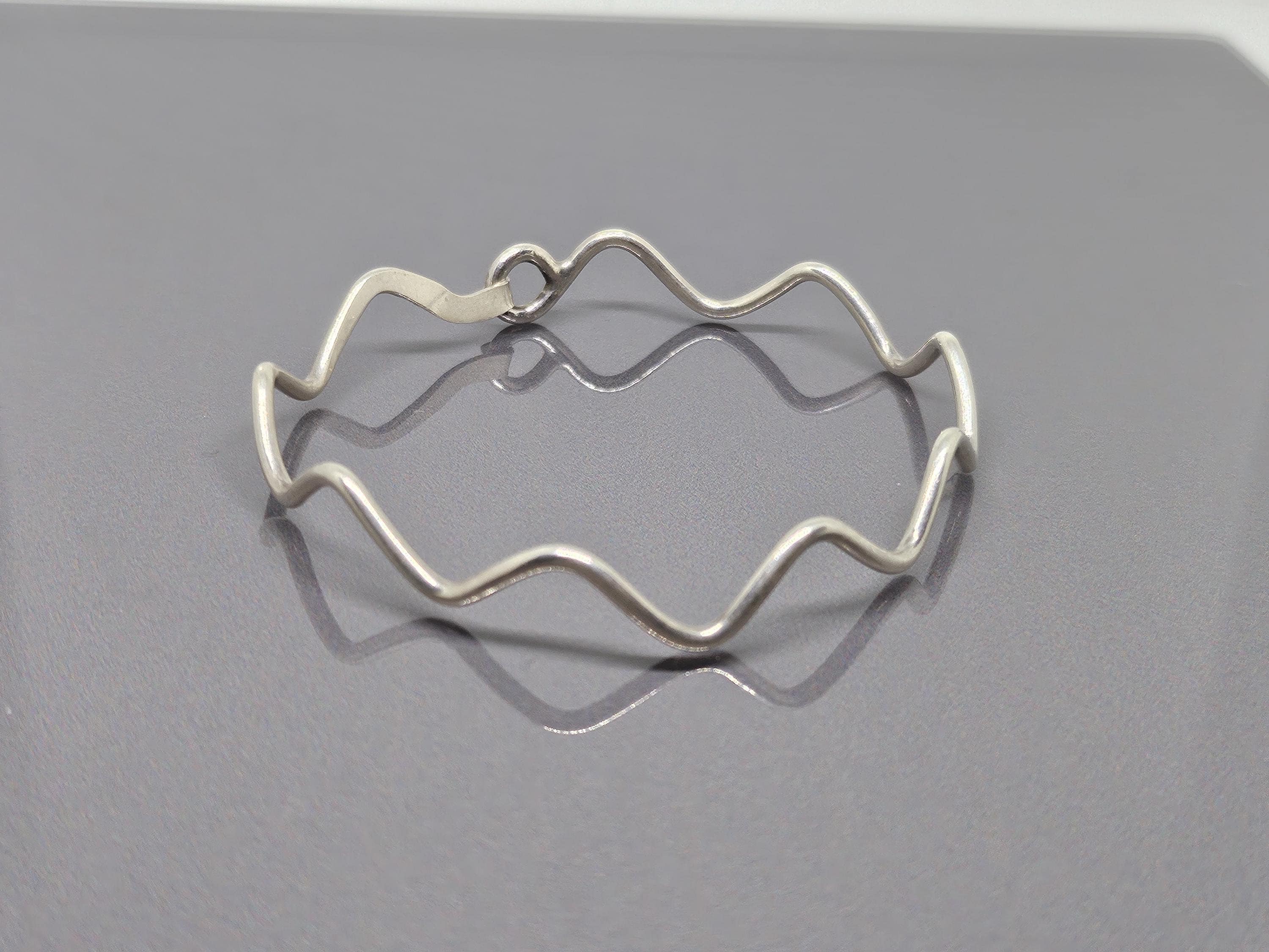 Zig-zag Bangle Bracelet Wave Bracelet Hook and Eye Clasp 925