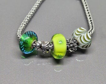 Trollbeads Charms Glass Bead Charms  Trollbeads Bracelet Green Hills Hydrangea Peter Little Acorns Trace Green 925 Sterling Silver SL027A-E