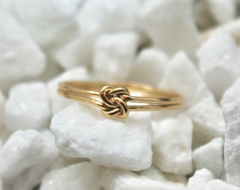 Double knot ring