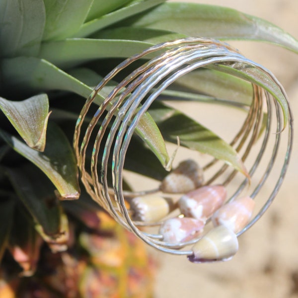 Hawaiian Shell Bangle