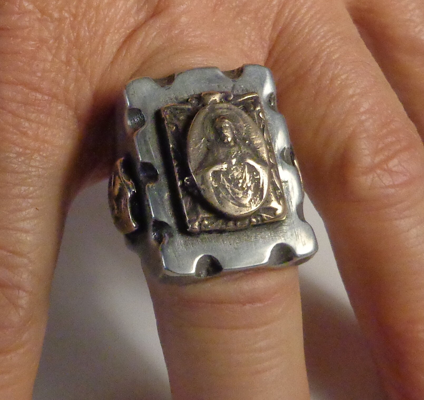 Mexican Biker Ring Jesus Sacred Heart Christian Catholic the Passion ...