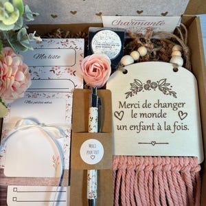 Gift box for educator, thank you gift for educator.