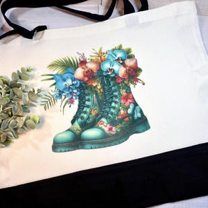 Large capacity personalized reusable bag