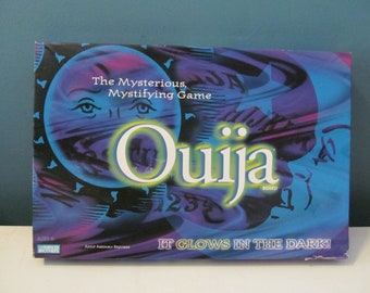 Vintage / Retro 1998 Glow In The Dark Ouija The Mysterious, Mystifying Board Game / Boardgame By Parker Brothers