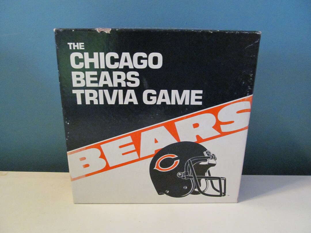 Vintage / Retro 1985 NFL Chicago Bears Trivia Board Game by