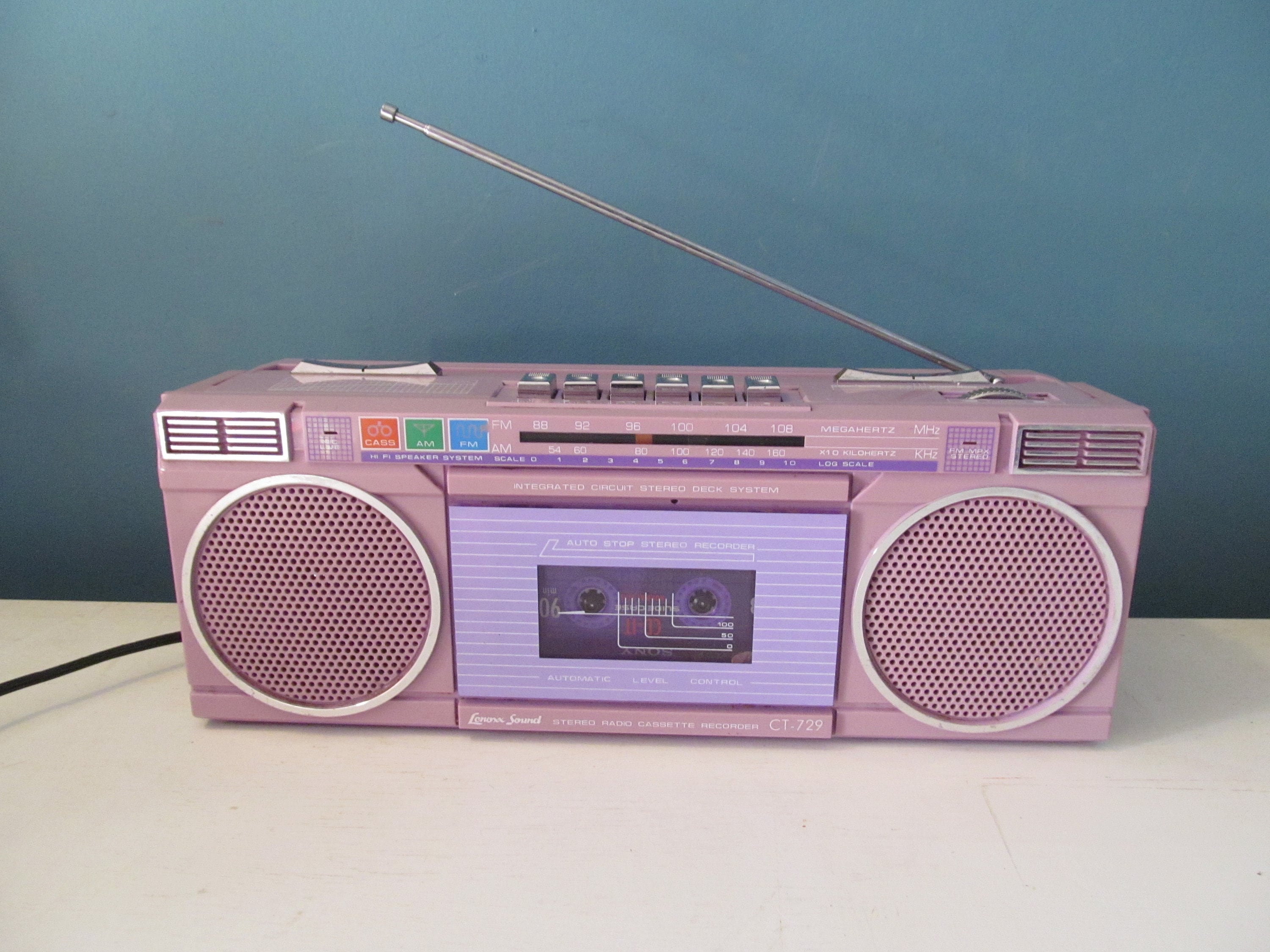 Rare Vintage / Retro 1980s Era Lenoxx Sound Stereo Radio Cassette