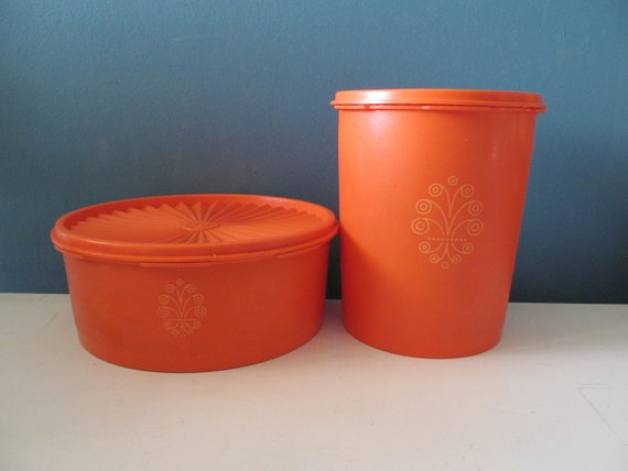 Vintage / Retro Set of Two 2 Orange Tupperware / Tupper Ware Containers  Canisters With Lids Four 4 Pieces Foodie Chef Tool Servalier 