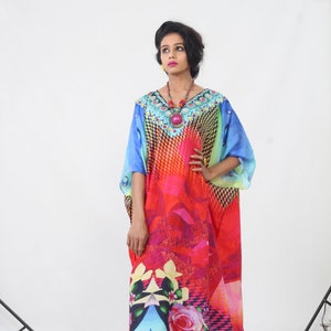Gorgeous Floral Pattern Caftan: A Classic Piece for Every Wardrobe pure silk kaftan