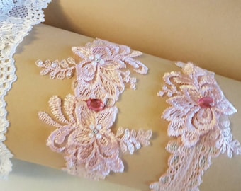 Wedding Garter. Set of 2  Pink Bridal Garter. Keepsake Garter and Toss Garter.  Embroidery  lace Garter. Wedding garter set. garter.-R-L-XL.