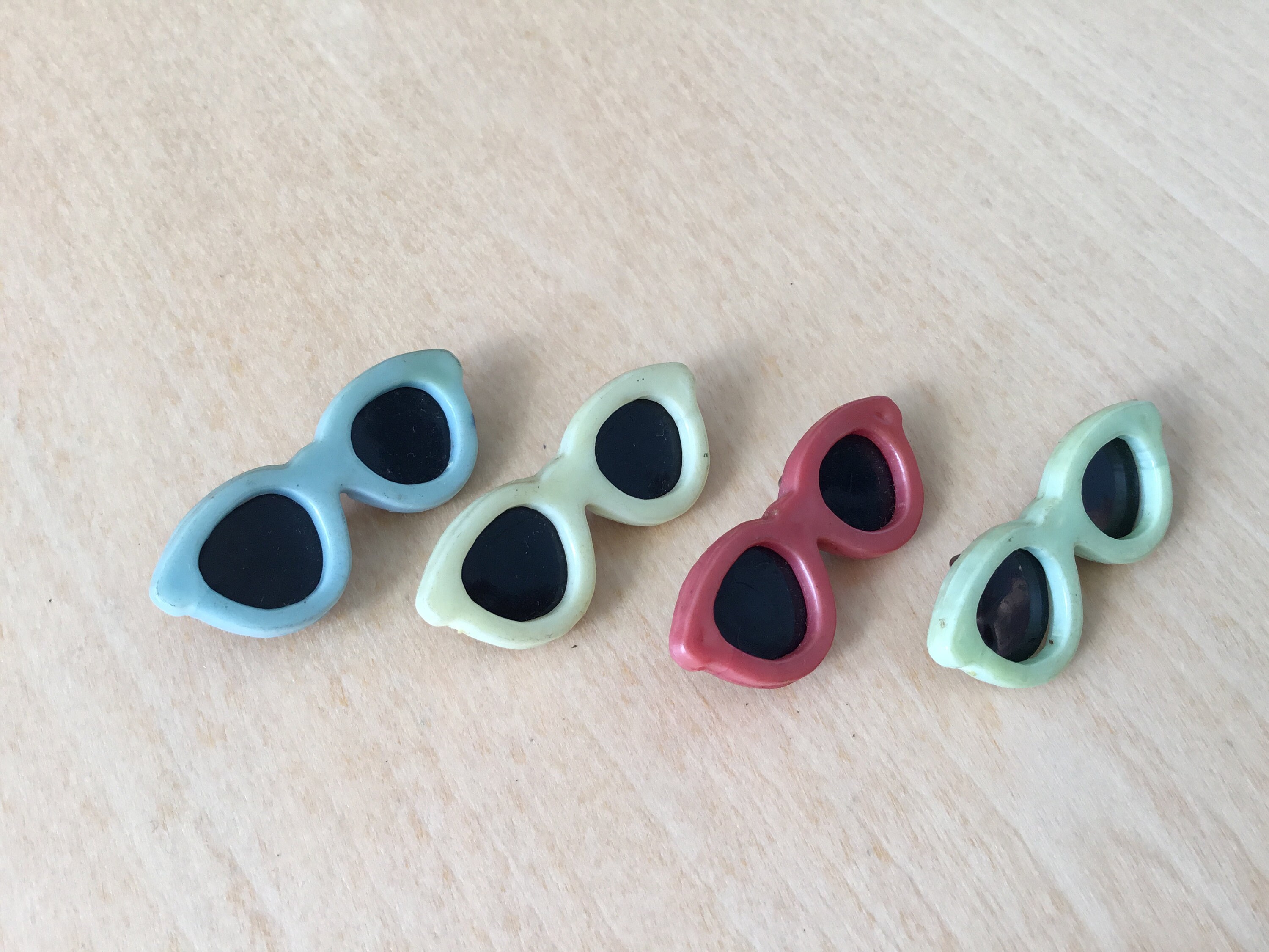 Vintage 1980s Fun Plastic Sunglasses Pins Quantity of 4 Etsy