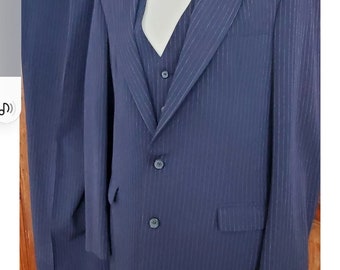 Vintage Men's Sergio Valente blue Pinstripe  3 PC suit 38R x 29