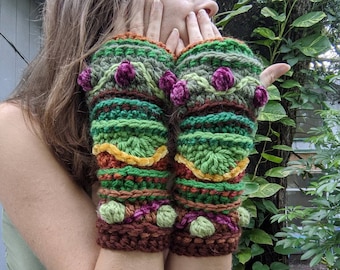 Pattern: Fae Elf Fingerless Gloves