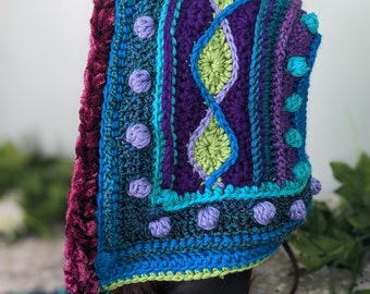 Siren's Call Crochet Hood Pattern: Bulky Yarn, Tassels (PDF & Video)