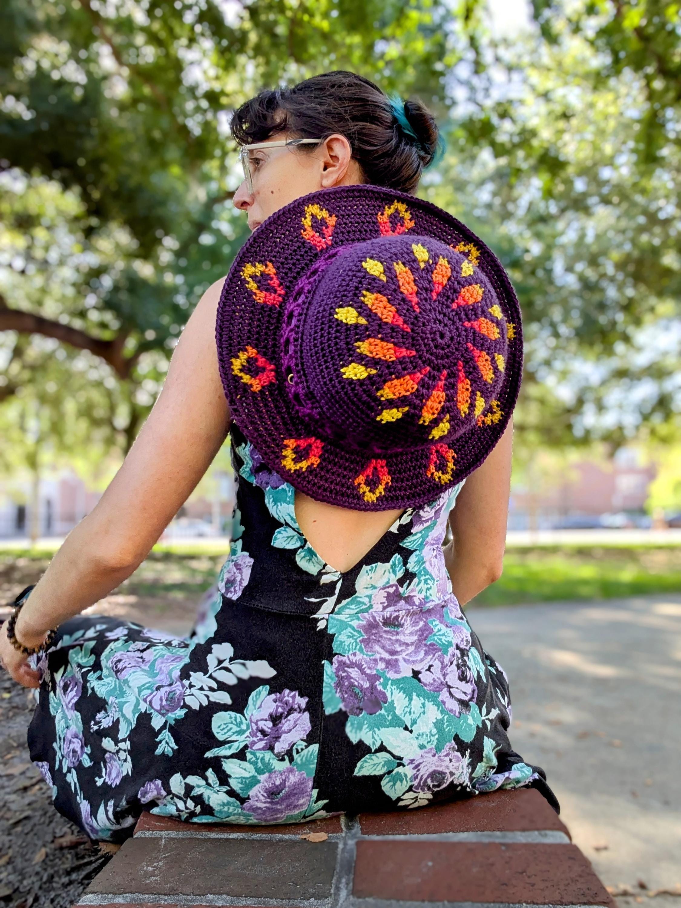 38 Sunburst Crochet Patterns for Blankets, Bags, Tops, and Home Decor 28 Pattern: Sunburst Mosaic Sunhat / Crochet wide brimmed