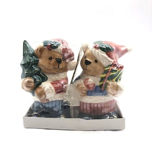 New Super Cute Christmas Santa Bears Salt and Pepper Shakers