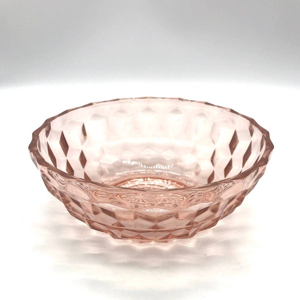 Beautiful Jeannette Glass Pink Diamond Pattern Serving Bowl