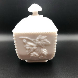 Gorgeous Westmorland Milk Glass Lidded Candy Dish Grape Pattern