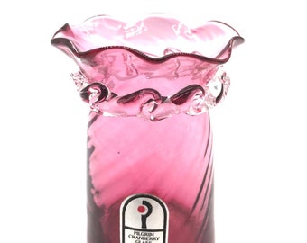 Beautiful Collectible Pilgram Glass Small Cranberry Bud Vase Ruffled Top