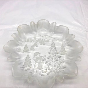 Mikasa Holiday Frosted Ruffled Server