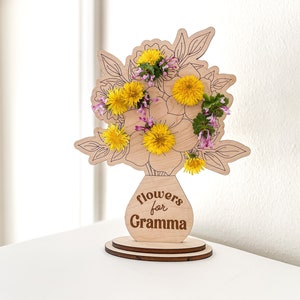 Wood Flower Holder SVG Laser-Ready Cut File, Mother’s Day Gift Glowforge Ideas, Flowers for Mom Mommy Grandma, Single-line Scored Florals