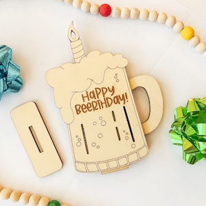 Suporte para cartão de presente de cerveja DIGITAL de feliz aniversário Beerthday Arquivo a laser SVG, suporte para cartão de presente comercial amigável Svg Glowforge Arquivos de corte a laser