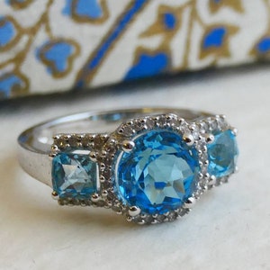 Blue Topaz and Diamond 14kt White Gold Ring Size 7 - Natural Gem Gemstone Jewelry - Vintage  Estate Ring - Gifts for Women - Birthday Gift