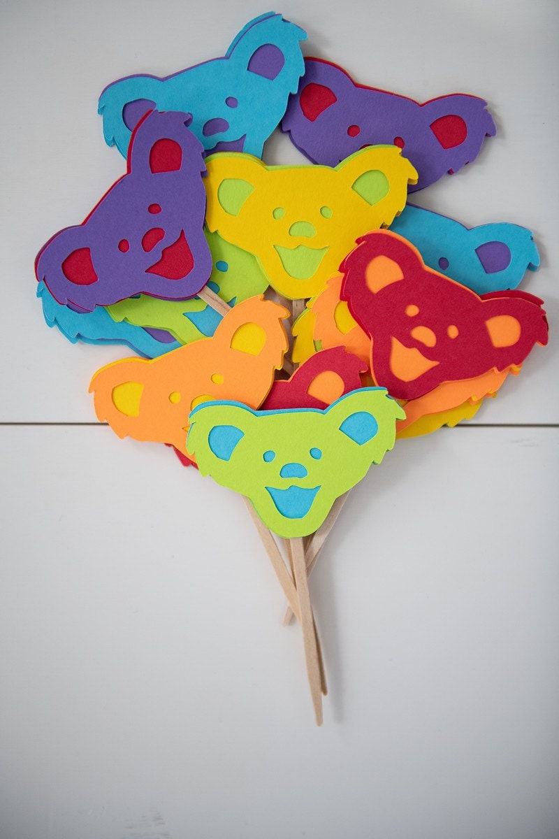 Officially Licensed Grateful Dead Dancing Bear Party Picks