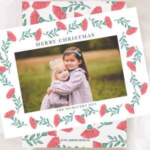 Sjabloon familiekerst fotokaart | Fotocollagekaart | Digitale kerstkaart | Rode tulp met blokprint | Aquarelontwerp | Minimalistisch
