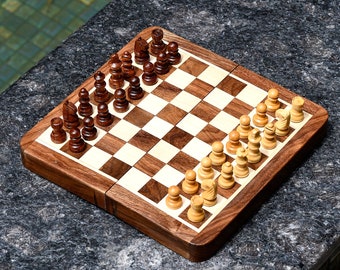 Chess Set Travel Series Folding Magnetic Lacquer Sheesham & Box Wood - 7". D0103