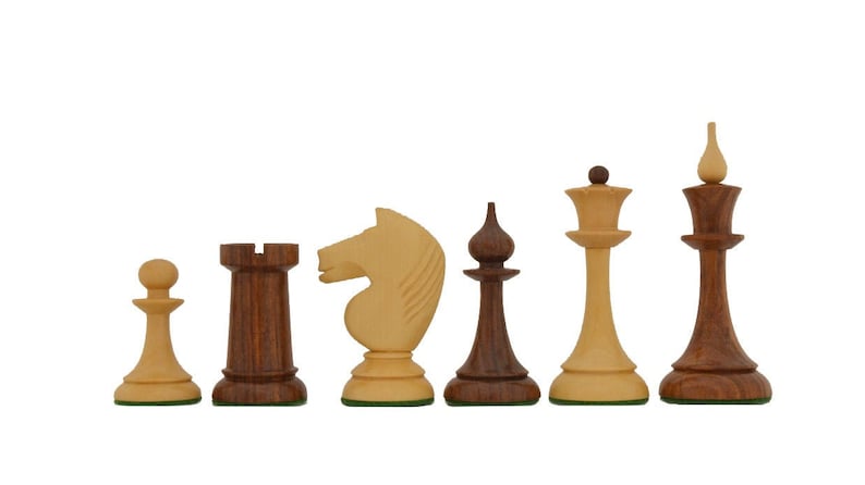 The 1950s Soviet Russian Latvian Reproduced Chess Pieces in image 0