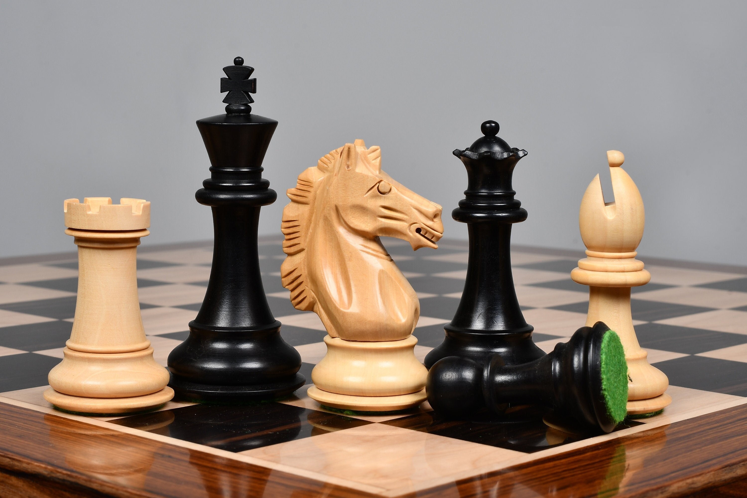 4 Burnt Grandmaster Chess Pieces – Chess House