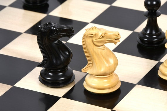 Combo of The Old Vintage English Staunton Series Chess Pieces in