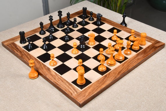 Regence Café de Paris Absolument neuf 1950 avec backgammon offert - Chess  set - Natural boxwood and dyed black - Catawiki