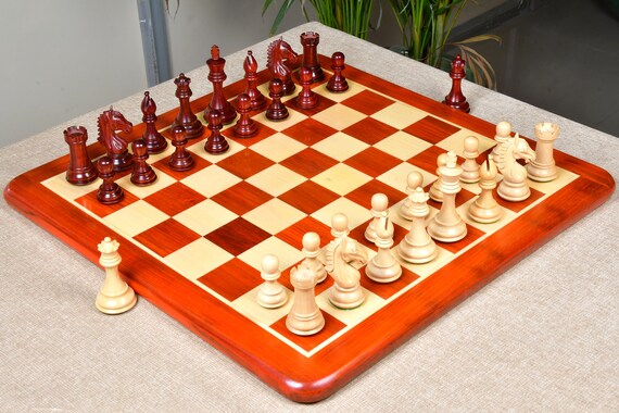 4 Player Chess Set Combination - Triple Weighted Regulation Colored Chess  Pieces & 4 Player Vinyl Chess Board