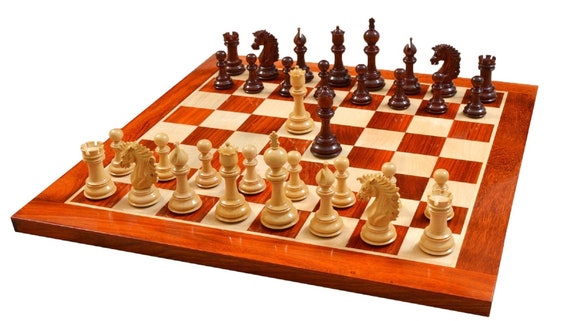 Analysis Chess Pieces with 2.5 King – American Chess Equipment