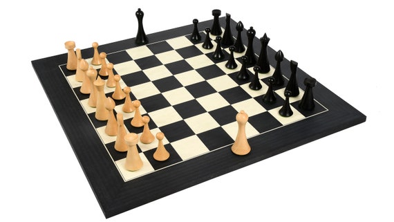  Chess Pieces Plastic Pawn Chess Pieces 95 mm/ 3.7 Inch