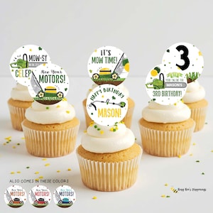 Topos de cupcake de aniversário com cortador de grama: festa com ferramentas de jardim (arquivo digital)