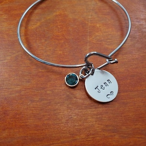 Personalized heart name bracelet, Personalized heart bracelet, birthstone bracelet, gift for teen, Mom gift,  Hand stamped bangle bracelet