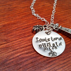 Louisiana oilfield wife necklace-derrick necklace-Oilfield wife necklace-Oil derrick necklace-Oilfield jewelry-Fleur de lis necklace